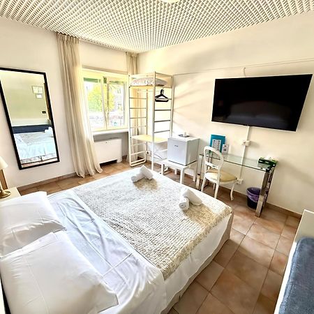 Di Martino Residence ローマ エクステリア 写真