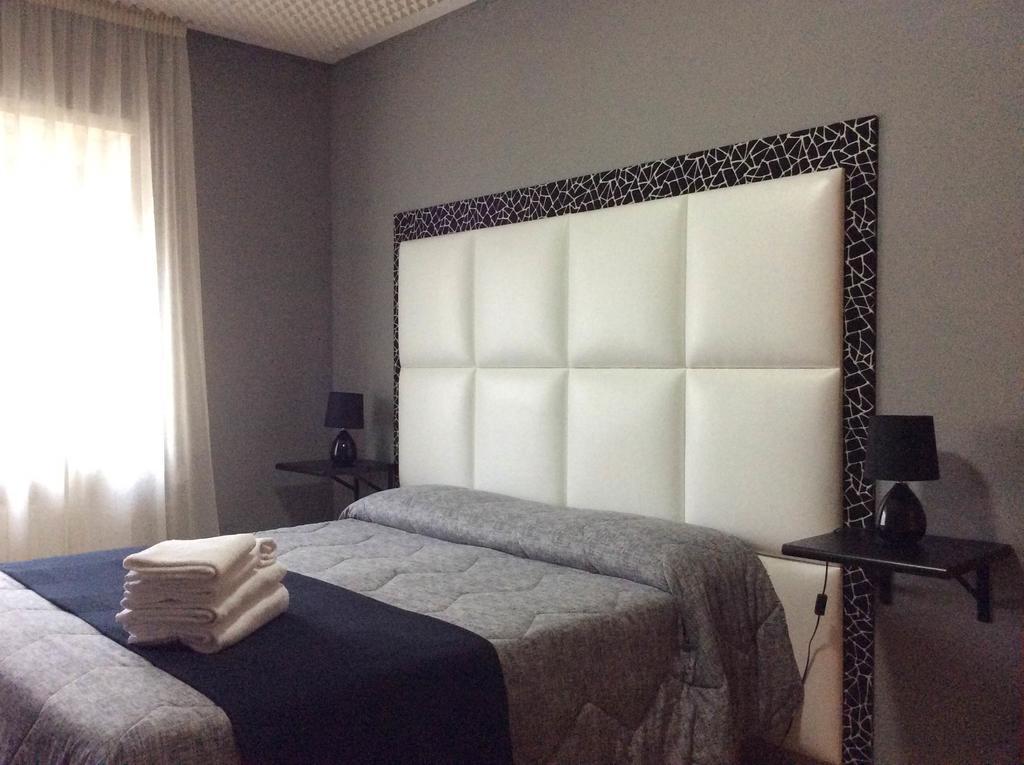 Di Martino Residence ローマ エクステリア 写真
